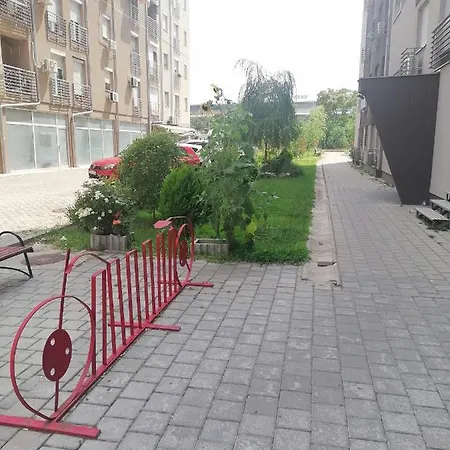 New York Lux Free Parking سكوبجي